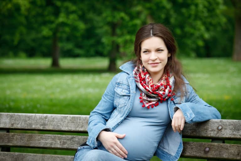 Вагинално течение по време на бременност – нормално ли е?